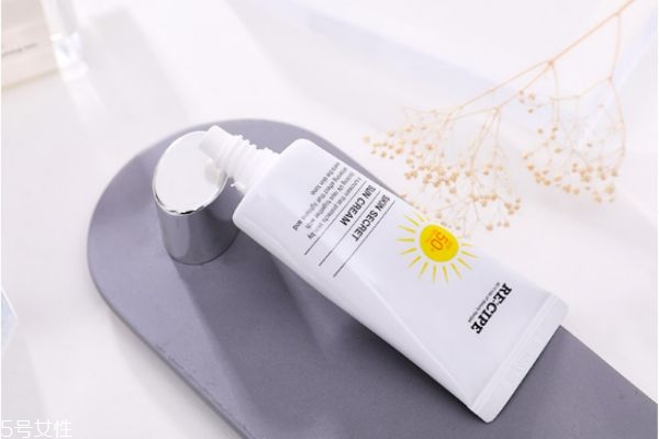 recipe防曬霜適合什么膚質(zhì) recipe防曬霜使用感 recipe防曬霜適合什么膚質(zhì) recipe防曬霜使用感