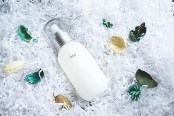 化妝液是什么 化妝液是什么時(shí)候用 化妝液是什么 化妝液是什么時(shí)候用