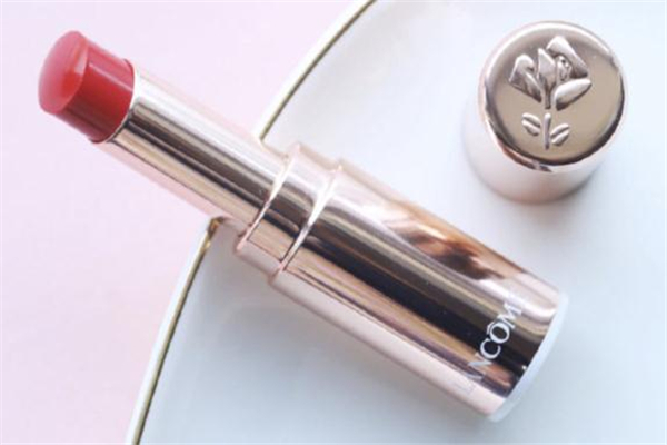 蘭蔻525口紅顏色好看嗎 人間小櫻桃試色 蘭蔻525口紅顏色好看嗎 人間小櫻桃試色