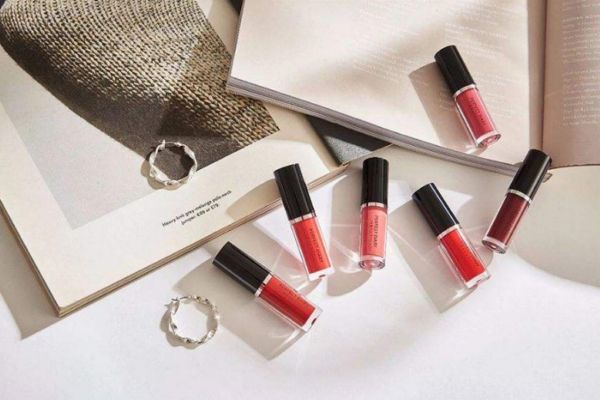 完美日記唇釉怎么樣 完美日記唇釉試色 完美日記唇釉怎么樣 完美日記唇釉試色