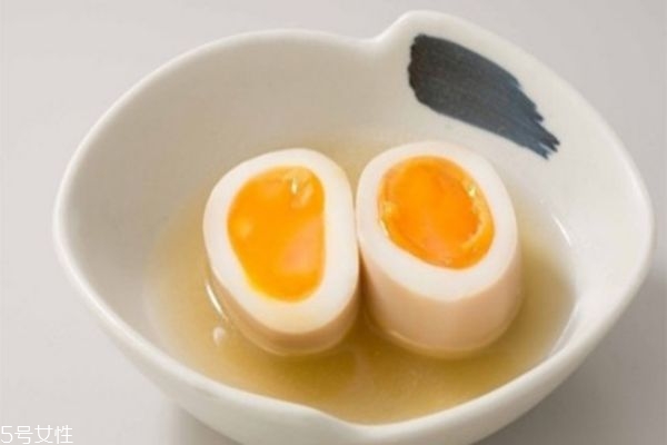 孕婦吃雞蛋好還是鴨蛋好 孕婦吃雞蛋的最佳時(shí)間 孕婦吃雞蛋好還是鴨蛋好 孕婦吃雞蛋的最佳時(shí)間