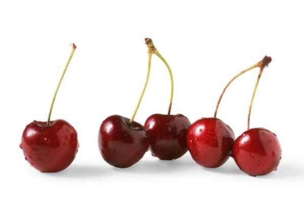 寶寶可以吃櫻桃嗎 寶寶吃櫻桃要注意什么 寶寶可以吃櫻桃嗎 寶寶吃櫻桃要注意什么