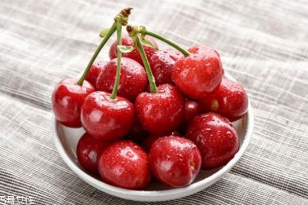 櫻桃怎么洗才干凈 如何清洗櫻桃 櫻桃怎么洗才干凈 如何清洗櫻桃