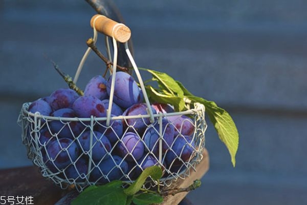 宿醉頭疼怎么緩解 喝酒后頭疼簡單的妙招 宿醉頭疼怎么緩解 喝酒后頭疼簡單的妙招