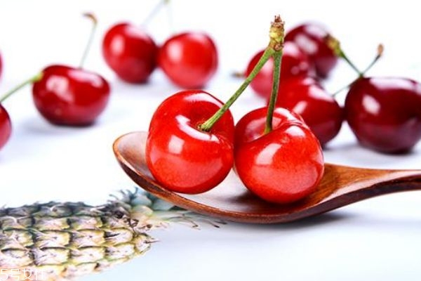 車厘子的核有毒嗎 車厘子核吞進去了怎么辦