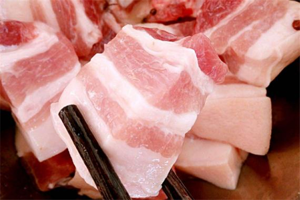 五花肉可以天天吃嗎 當(dāng)心患上三高 五花肉可以天天吃嗎 當(dāng)心患上三高