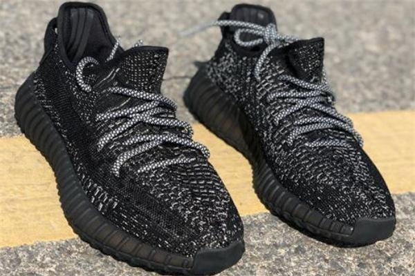 yeezy350黑色滿天星上腳效果 椰子滿天星黑色實(shí)物 yeezy350黑色滿天星上腳效果 椰子滿天星黑色實(shí)物