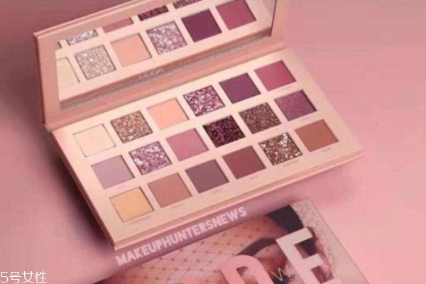 沙漠玫瑰眼影盤多少錢 沙漠玫瑰眼影盤教程 沙漠玫瑰眼影盤多少錢 沙漠玫瑰眼影盤教程