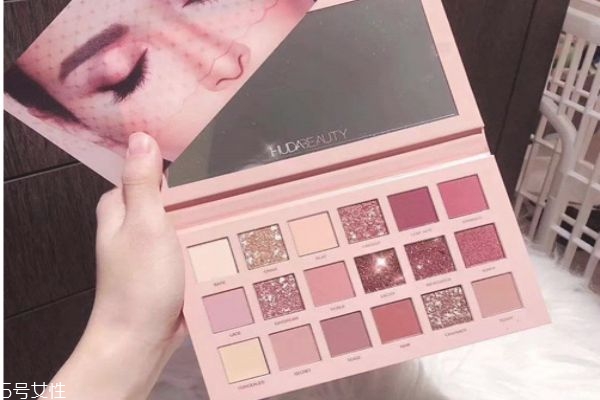 沙漠玫瑰眼影盤多少錢 沙漠玫瑰眼影盤教程 沙漠玫瑰眼影盤多少錢 沙漠玫瑰眼影盤教程