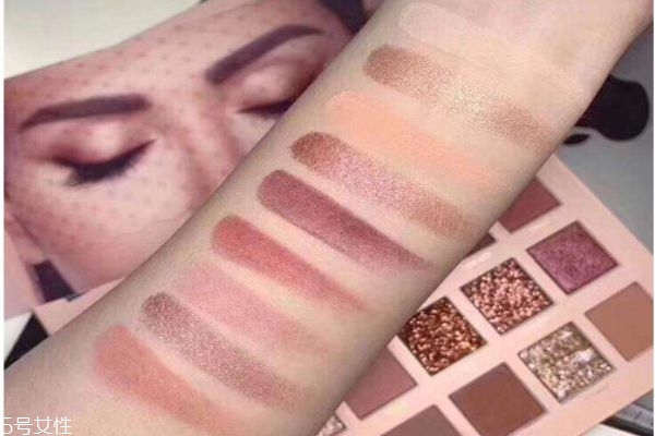 沙漠玫瑰眼影盤多少錢 沙漠玫瑰眼影盤教程 沙漠玫瑰眼影盤多少錢 沙漠玫瑰眼影盤教程