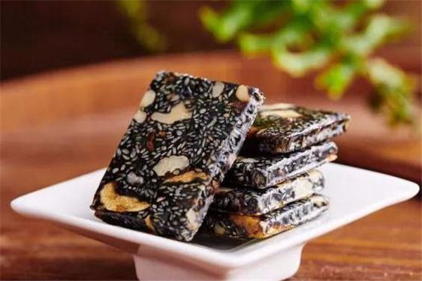 阿膠糕發(fā)霉了還能吃嗎 當(dāng)心吃壞肚子 阿膠糕發(fā)霉了還能吃嗎 當(dāng)心吃壞肚子