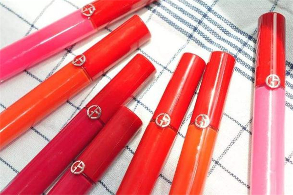 阿瑪尼紅管全套禮盒多少錢 520最佳禮物 阿瑪尼紅管全套禮盒多少錢 520最佳禮物