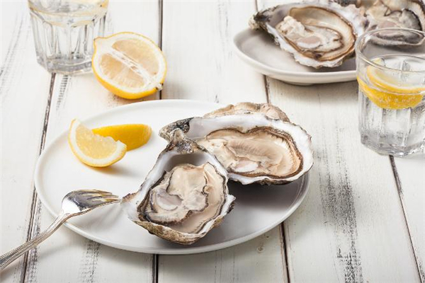 生蠔變綠還能吃嗎 生蠔肉發(fā)綠原因 生蠔變綠還能吃嗎 生蠔肉發(fā)綠原因