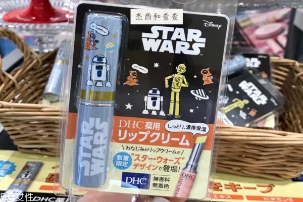 潤唇膏被吃了會怎么樣 過度使用潤唇膏的危害 潤唇膏被吃了會怎么樣 過度使用潤唇膏的危害