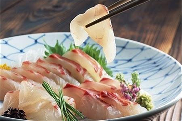 夏季應(yīng)該食什么魚類 夏季吃什么魚好 夏季應(yīng)該食什么魚類 夏季吃什么魚好