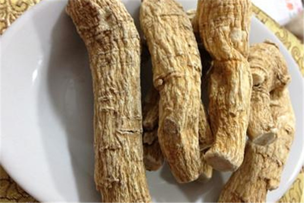 夏季能吃西洋參嗎 夏季吃西洋參好嗎 夏季能吃西洋參嗎 夏季吃西洋參好嗎