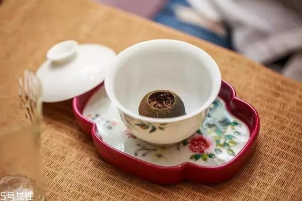 小青柑味道怎樣 小柑青一顆能泡幾天 小青柑味道怎樣 小柑青一顆能泡幾天