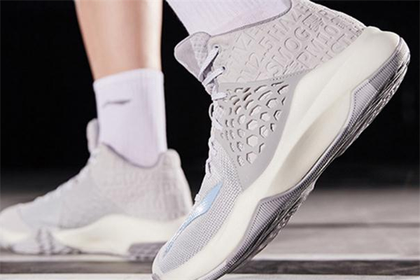 李寧音速7td版什么意思 音速7和音速7td區(qū)別 李寧音速7td版什么意思 音速7和音速7td區(qū)別