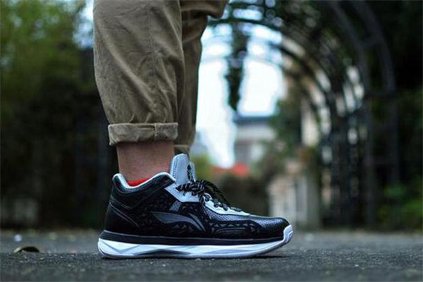 團(tuán)隊(duì)籃球鞋是什么意思 籃球鞋td版什么意思 團(tuán)隊(duì)籃球鞋是什么意思 籃球鞋td版什么意思