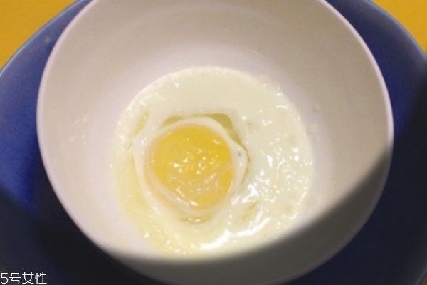 白糖蒸雞蛋做法及功效 白糖蒸雞蛋禁忌 白糖蒸雞蛋做法及功效 白糖蒸雞蛋禁忌