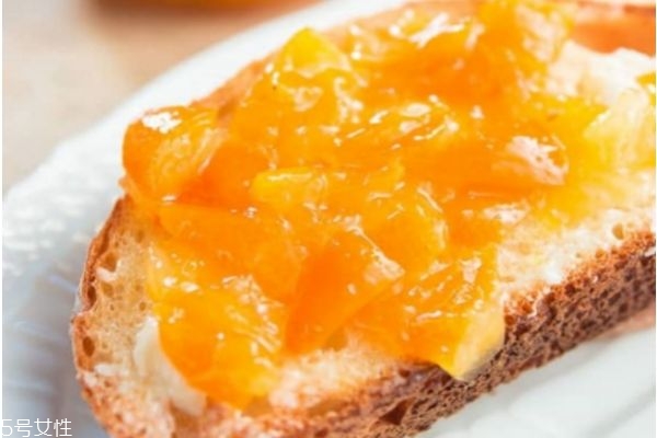 金桔一天吃幾個(gè)好 金桔的功效與作用 金桔一天吃幾個(gè)好 金桔的功效與作用