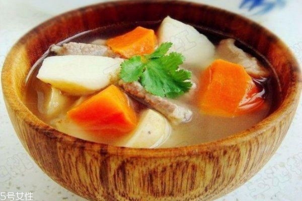 燉羊肉怎么做好吃 清燉羊肉最簡單的做法 燉羊肉怎么做好吃 清燉羊肉最簡單的做法