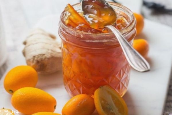 金桔一天吃幾個(gè)好 金桔的功效與作用 金桔一天吃幾個(gè)好 金桔的功效與作用