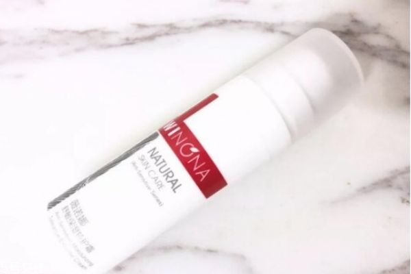 薇諾娜特護(hù)霜幾天見效 薇諾娜舒敏保濕特護(hù)霜功效 薇諾娜特護(hù)霜幾天見效 薇諾娜舒敏保濕特護(hù)霜功效