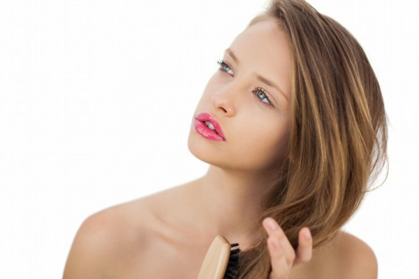 頭發(fā)越洗越癢是為什么 可能是你洗頭方式不對 頭發(fā)越洗越癢是為什么 可能是你洗頭方式不對