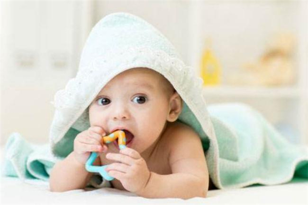 新生兒胎記怎么消除 新生兒胎記可以去掉嗎 新生兒胎記怎么消除 新生兒胎記可以去掉嗎