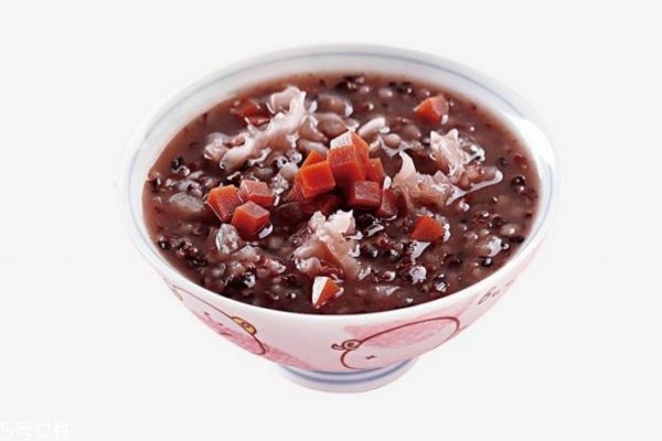 如何選購薏米和紅豆 薏米紅豆粥的功效與作用 如何選購薏米和紅豆 薏米紅豆粥的功效與作用