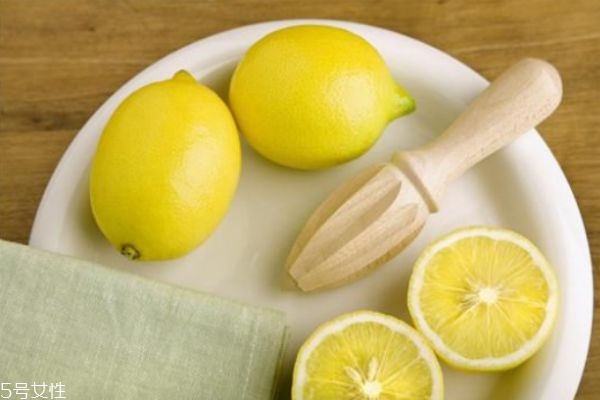 祛斑的食物有什么 美白祛斑湯的做法 祛斑的食物有什么 美白祛斑湯的做法