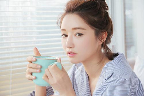 素顏霜可以當(dāng)面霜用嗎 這樣使用比較好