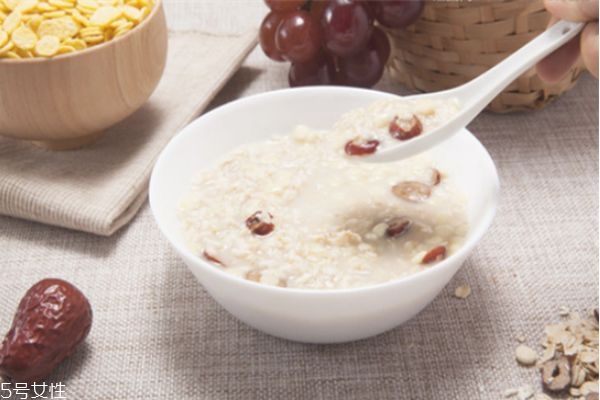 祛斑的食物有什么 美白祛斑湯的做法 祛斑的食物有什么 美白祛斑湯的做法