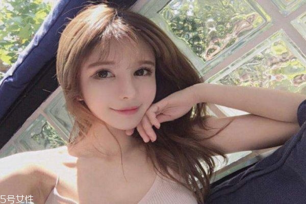 硅膠和膨體哪個(gè)好 隆鼻膨體好還是硅膠好