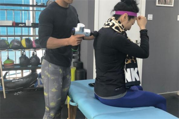 hypervolt筋膜槍多少錢 網紅肌肉放松神器 hypervolt筋膜槍多少錢 網紅肌肉放松神器