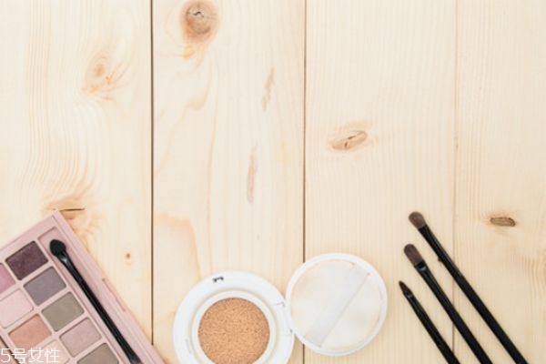 水乳后直接用氣墊好不 化妝前的護膚順序 水乳后直接用氣墊好不 化妝前的護膚順序