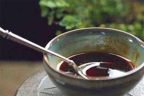 枇杷膏平常沒(méi)事可以喝嗎 枇杷膏服用禁忌 枇杷膏平常沒(méi)事可以喝嗎 枇杷膏服用禁忌