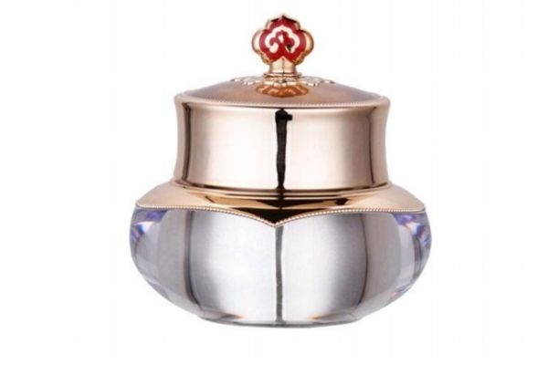 天氣丹眼霜和面霜怎么區(qū)分 天氣丹眼霜和面霜用法 天氣丹眼霜和面霜怎么區(qū)分 天氣丹眼霜和面霜用法