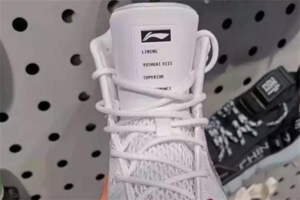 李寧馭帥13實戰(zhàn)測評 馭帥13腳感怎么樣 李寧馭帥13實戰(zhàn)測評 馭帥13腳感怎么樣