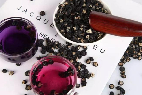 黑枸杞壞了是什么顏色 黑枸杞壞了是什么味道 黑枸杞壞了是什么顏色 黑枸杞壞了是什么味道