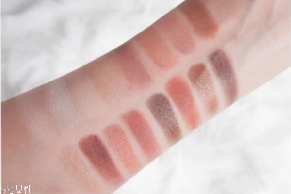 nyx16色眼影真假如何辨別 nyx16色眼影畫(huà)法 nyx16色眼影真假如何辨別 nyx16色眼影畫(huà)法