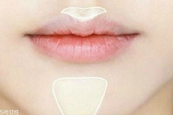 圓臉修容粉的用法圖解 關于修容的小tips 圓臉修容粉的用法圖解 關于修容的小tips