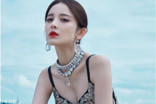 膨體隆鼻手術(shù)時間多久 膨體隆鼻適合人群和禁忌人群 膨體隆鼻手術(shù)時間多久 膨體隆鼻適合人群和禁忌人群