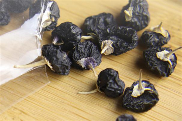 黑枸杞放一年了還能喝嗎 看具體情況 黑枸杞放一年了還能喝嗎 看具體情況