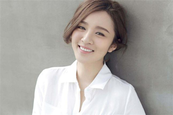 白瓷娃娃多少錢一次 白瓷娃娃價(jià)格 白瓷娃娃多少錢一次 白瓷娃娃價(jià)格