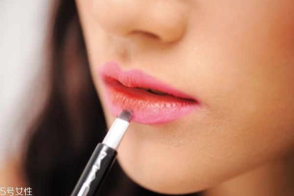 口紅顏色分類(lèi) 口紅顏色挑選 口紅顏色分類(lèi) 口紅顏色挑選