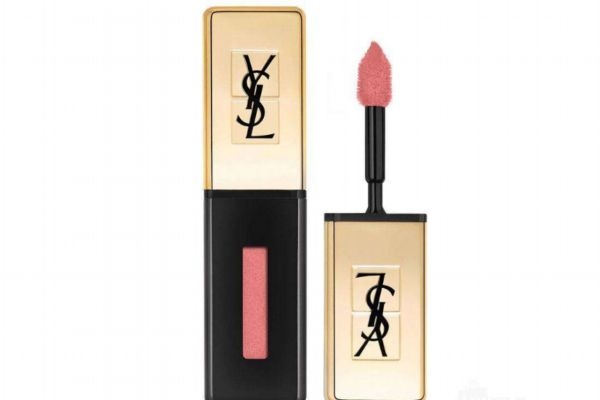 夏天適合用口紅還是唇釉 秋冬季節(jié)適合口紅還是唇釉 夏天適合用口紅還是唇釉 秋冬季節(jié)適合口紅還是唇釉