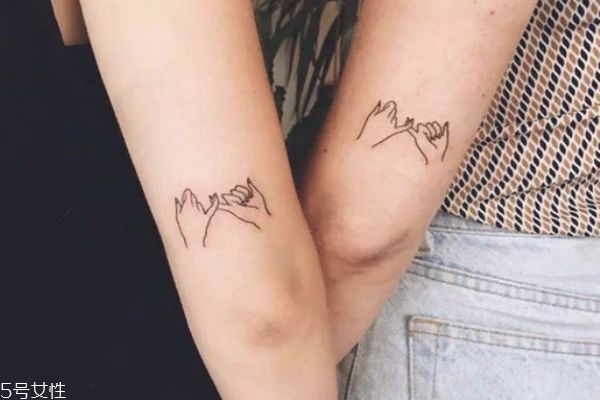 情侶紋什么圖案好 情侶紋身手腕小圖案 情侶紋什么圖案好 情侶紋身手腕小圖案