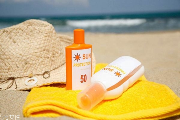 夏天要用spf多少的防曬霜 夏天選擇防曬霜還要看pa值 夏天要用spf多少的防曬霜 夏天選擇防曬霜還要看pa值